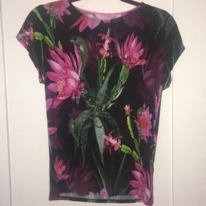 Ted Baker London T-shirt